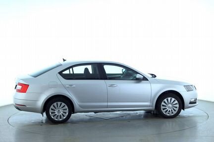 Skoda Octavia 1.8 МТ, 2018, 42 621 км