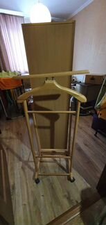 Вешалка напольная зеркало на колёсиках