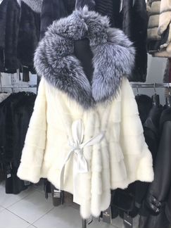 Шуба из норки с чернобуркой, модель летучая мышь