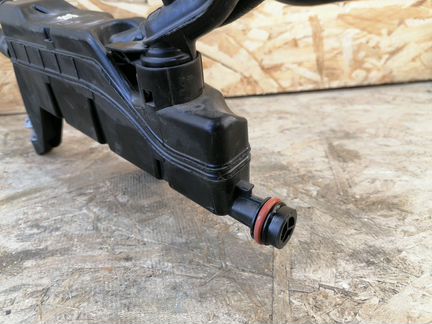 Маслоотделитель Mercedes M276