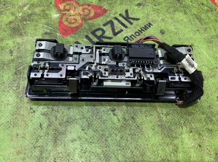 Плафон салона Bmw X3 E83 2.5L N52B25A 2008