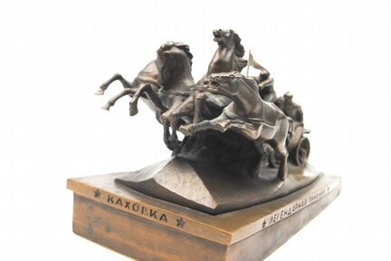 Легендарная тачанка каховка Скульптура 1967 год