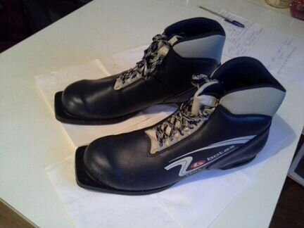 Ботинки Ботас Чехия мужск.беговые. Авито-доставка