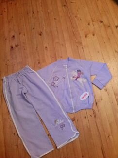 Костюмы новые на девочку р-р 110, 104, Турция