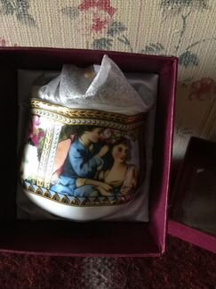 Сахарница, чашка, конфетница