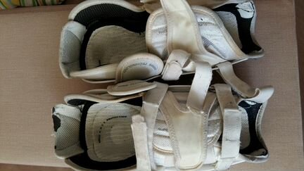 Наколенники хоккейные 11р Bauer