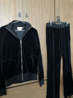 Костюм спортивный