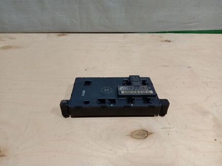 Блок управления двери на Mercedes Benz C203 W203