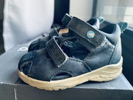 Сандалии ecco peekabu 21