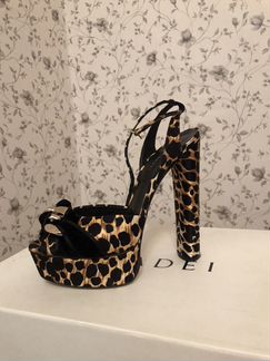 Босоножки casadei оригинал 37 леопард