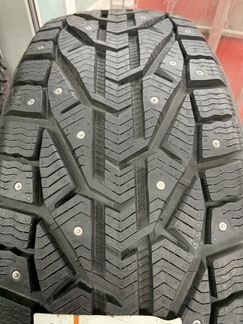 Шины зимние R18 235/60 хс-90 соренто