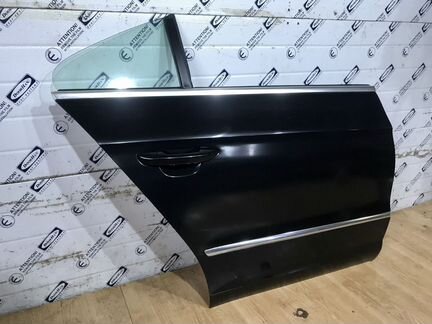 Дверь задняя правая черная VW Passat CC 1