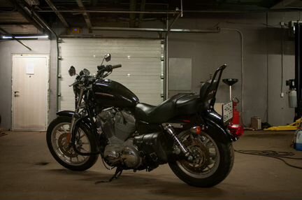 Harley-Davidson sportster 883
