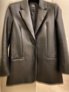 Кожаный пиджак zara 2020