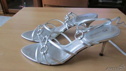 Босоножки серебряные натуральная кожа