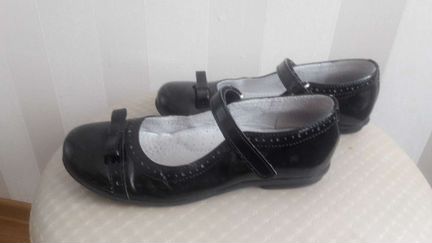 Туфли школьные Elegami 31р