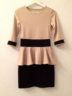 Платье с баской, трикотаж, р-р 42-44