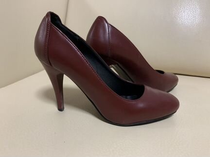 Туфли бордовые