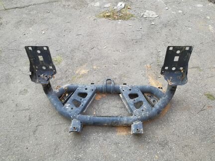 Подрамник передний range rover vogue 3