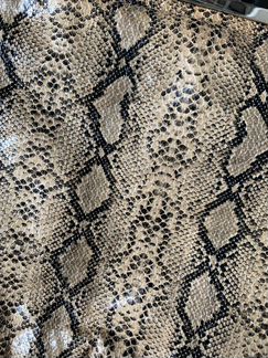 Клатч из змеиной кожи