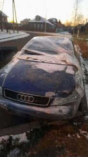 Audi A4 1.8 МТ, 1997, битый, 250 000 км