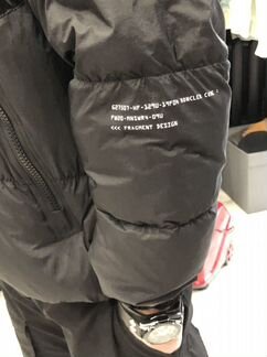 Пуховик Moncler