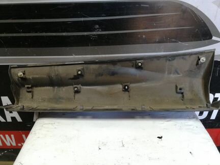 Накладка двери задняя правая Toyota Rav-4 C 40 2.0