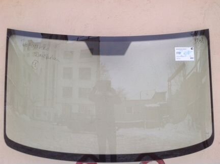 Mercedes sprinter высок. 1994-2006 -лобовое стекло