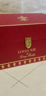 Бутылка от коньяка Remy Martin Louis xiii