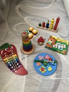 Детские развивающие игрушки