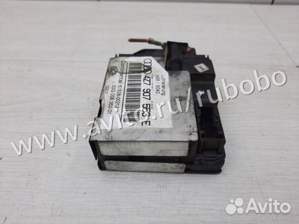 Блок управления подвеской Audi Allroad C5 BEL 2002