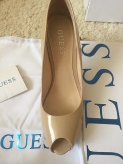 Лаковые туфли Guess