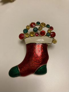 Винтажные новогодние броши из США