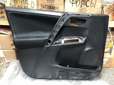 Toyota RAV4 обшивка передней левой двери
