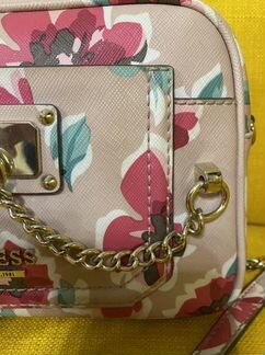 Сумка Guess через плечо