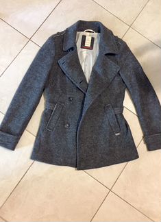 Пальто шерстяное