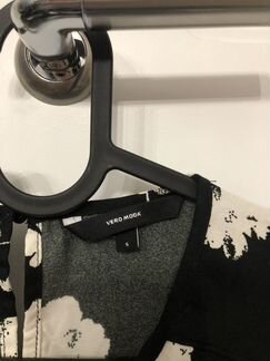 Платье Vero Moda S новое