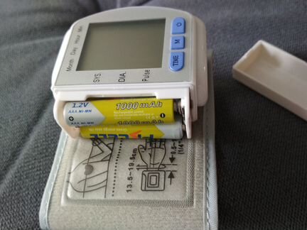 Тонометр автоматический на запястье ck-102s, новый