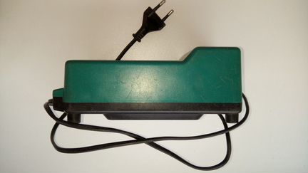 Makita DC1411 - зарядное устройство