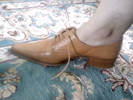 Полуботинки кожа Италия bata 38