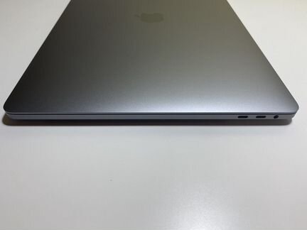 Apple macbook pro 15 2018 256gb Space Gray