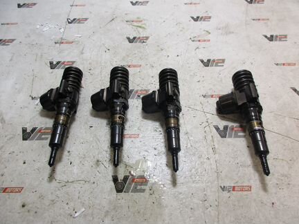 Насос форсунка Vag Bre 2.0TDI 03g130073G