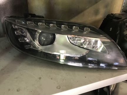 Фара правая на Ауди Ку7 Ку 7 Audi Q7 Q 7