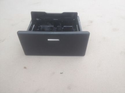 Toyota Land Cruiser 200 пепельница в салон