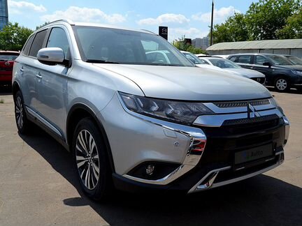 Mitsubishi Outlander 2.4 CVT, 2020