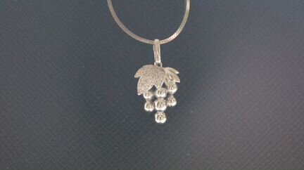 Подвеска из белого золота