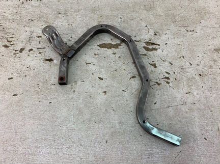 Петля багажника правая Renault Logan 1 2005-2014