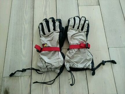 Перчатки для зимних видов спорта 