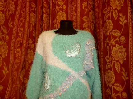 Свитер бирюзово-белый