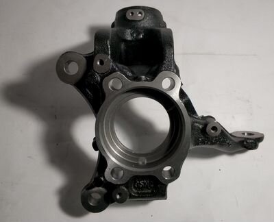 Кулак поворотный левый S. Octavia 1K0407255AA VAG